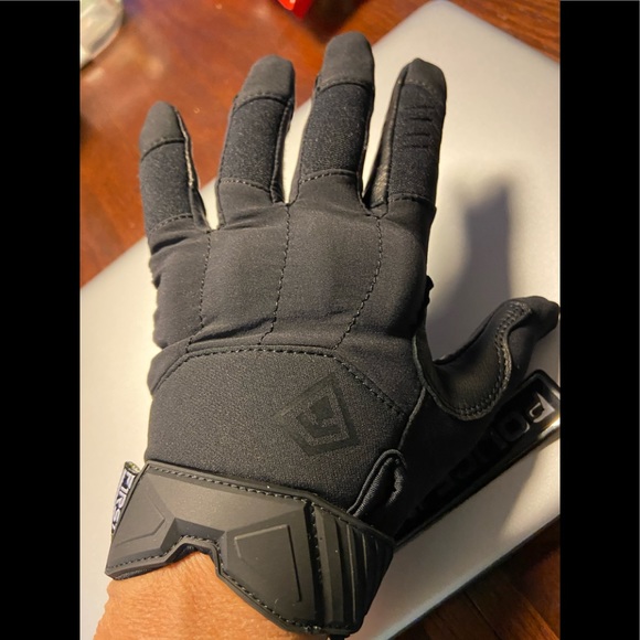 First Tactical Brand Hard Knuckle Leather Gloves. Size L and XL - Picture 5 of 16